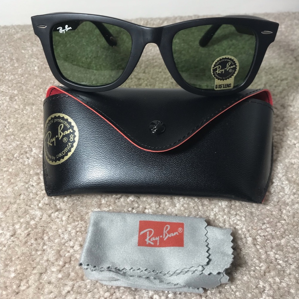 (BRAND NEW) Ray-ban Wayferer